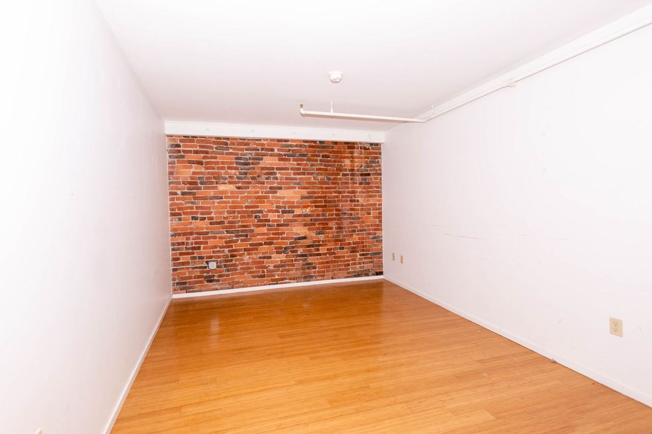 305 Church St #306 - Photo 3 of 20