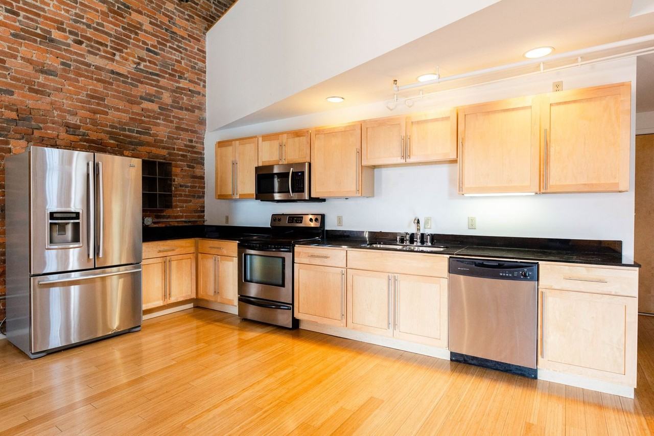 305 Church St #306 - Photo 6 of 20