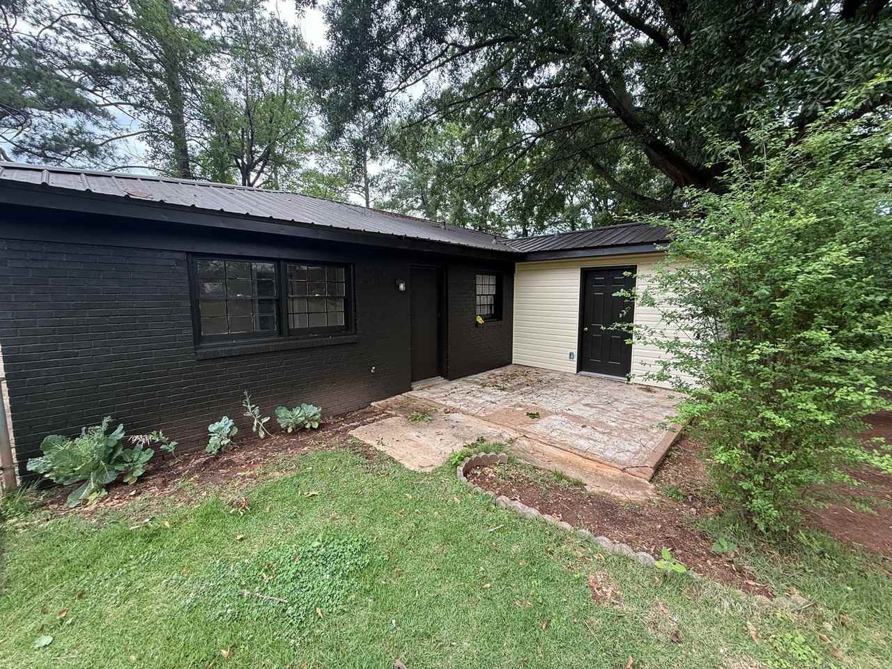 1217 Frederick Rd - Photo 2 of 12