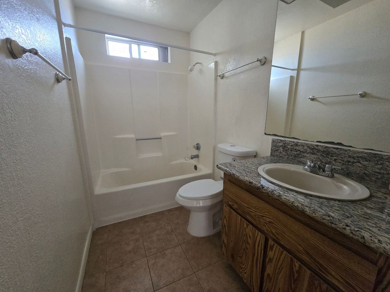 1332 N El Prado St - Photo 7 of 9