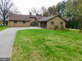 715 Shawnee Brooke Dr - Photo 1 of 1
