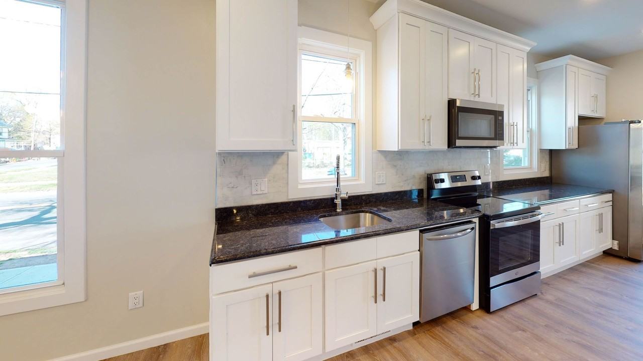 365 Winthrop Ave #1 - Photo 5 of 18