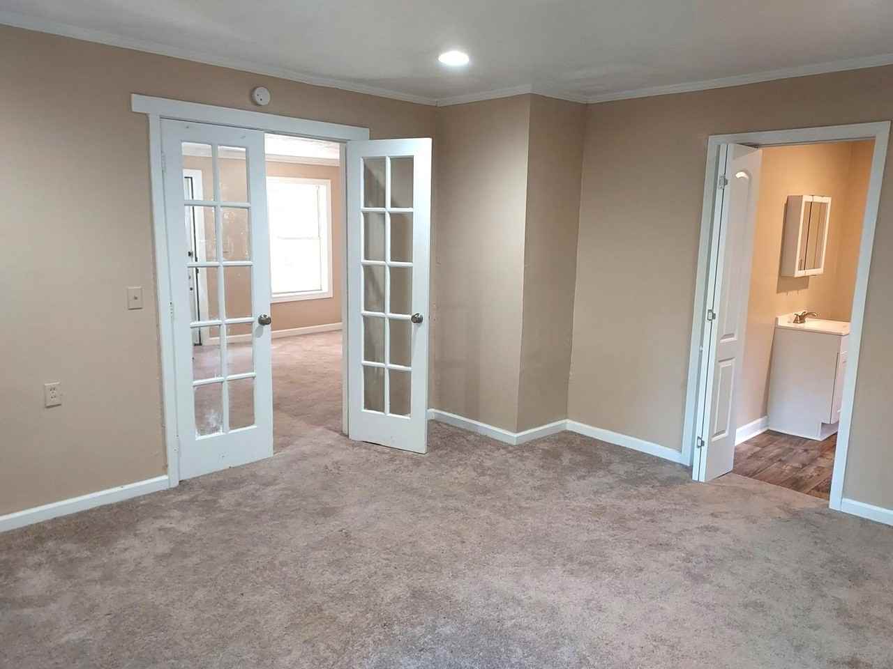 2517 Obie Clark Ave - Photo 6 of 16