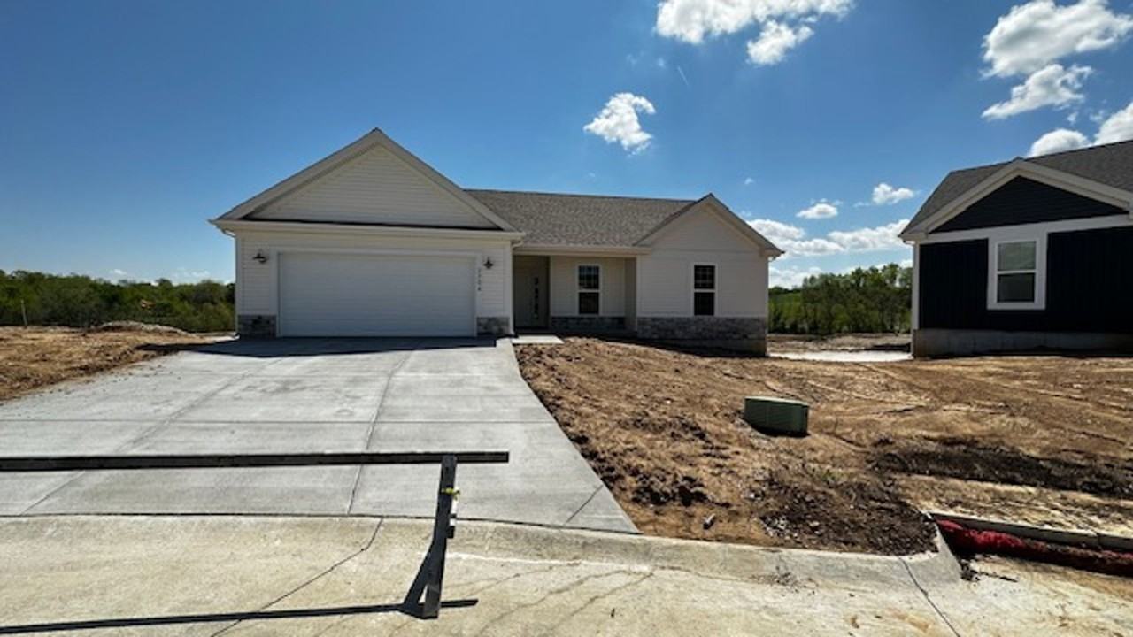 2206 Grit Ct - Photo 2 of 34