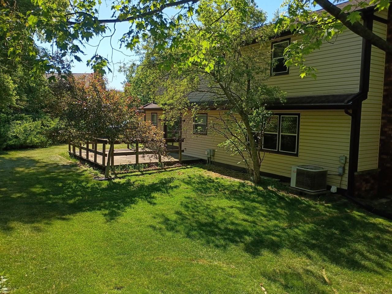20550 Coventry Dr - Photo 2 of 26