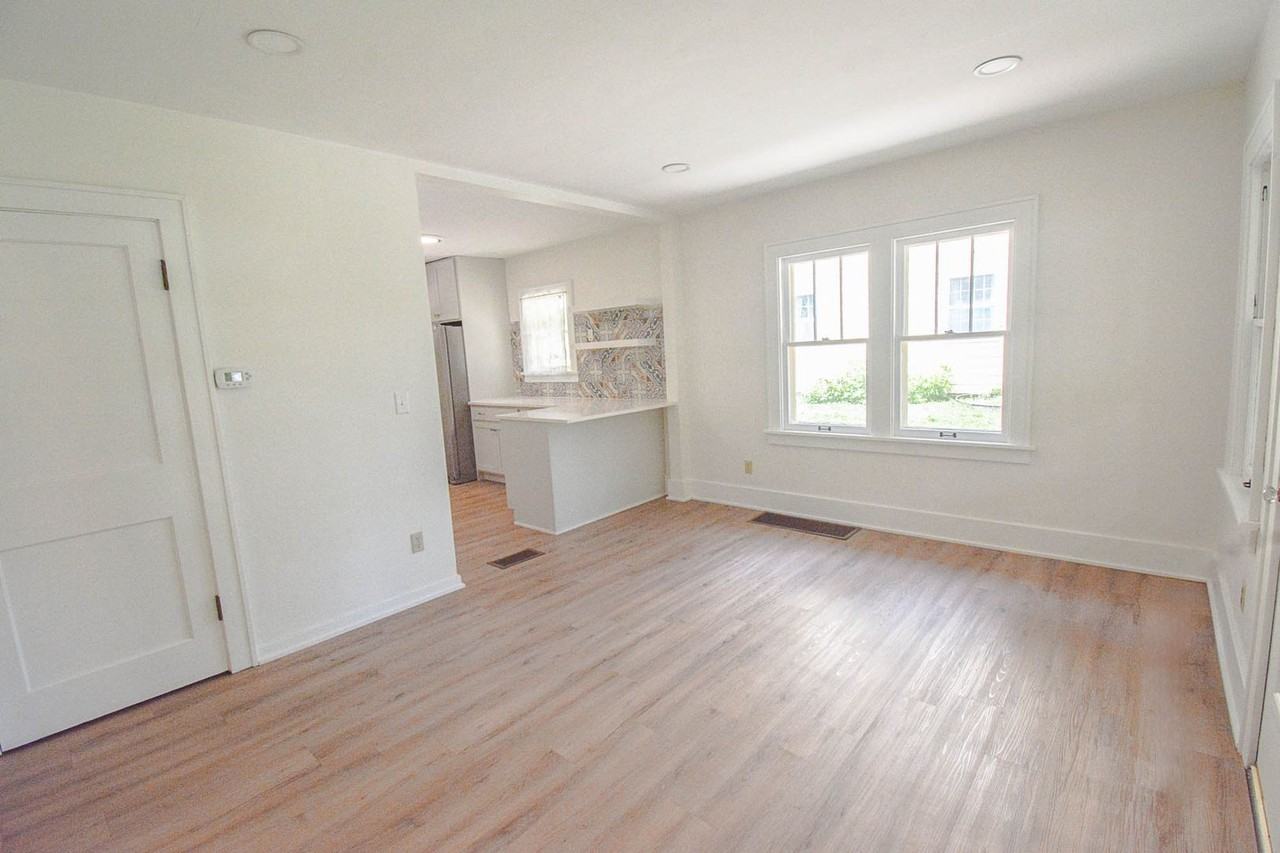 729 7th Ave Sw - Photo 6 of 17