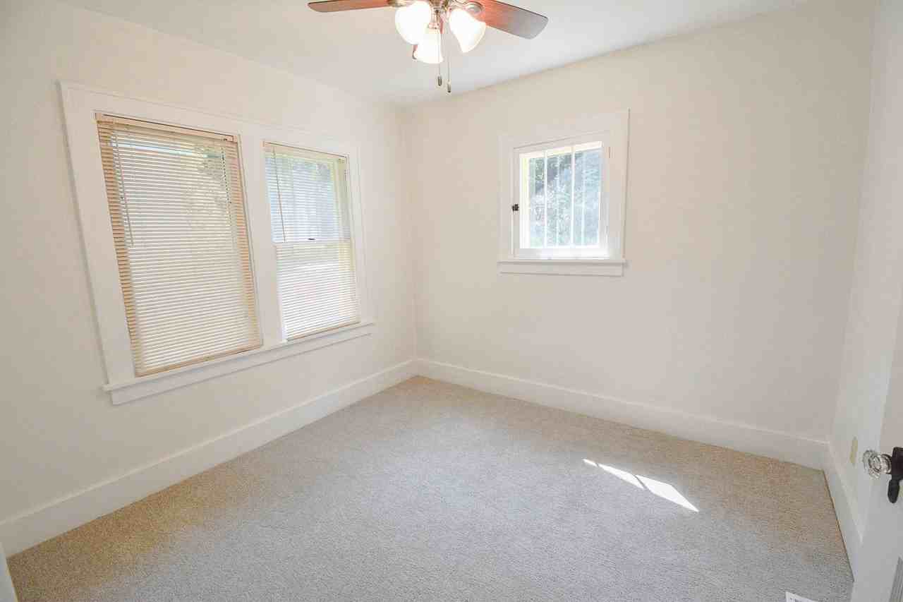 729 7th Ave Sw - Photo 7 of 17