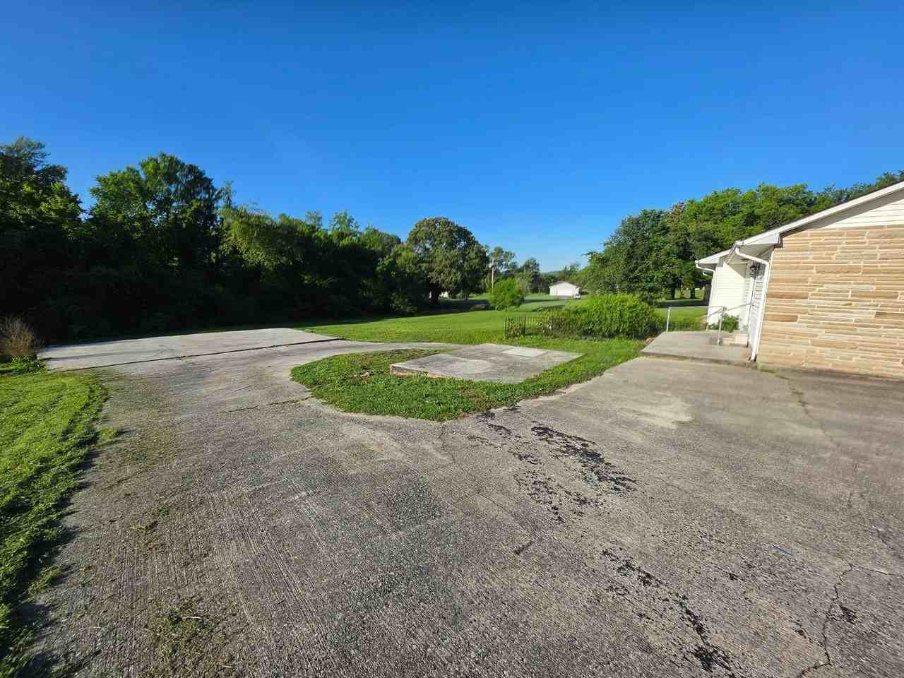 1689 Post Oak Valley Rd - Photo 3 of 29