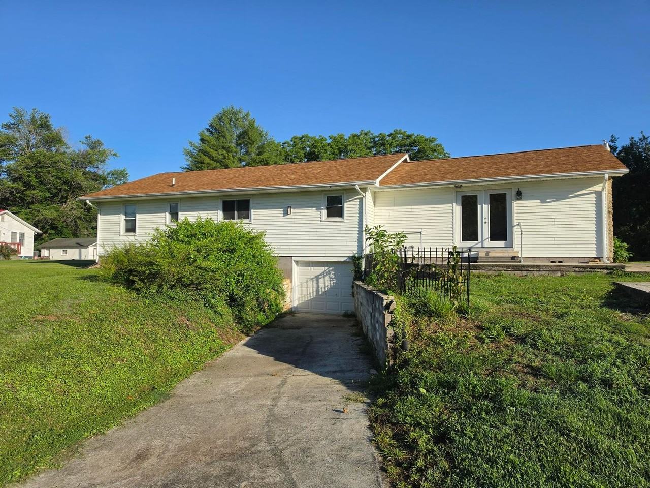 1689 Post Oak Valley Rd - Photo 4 of 29