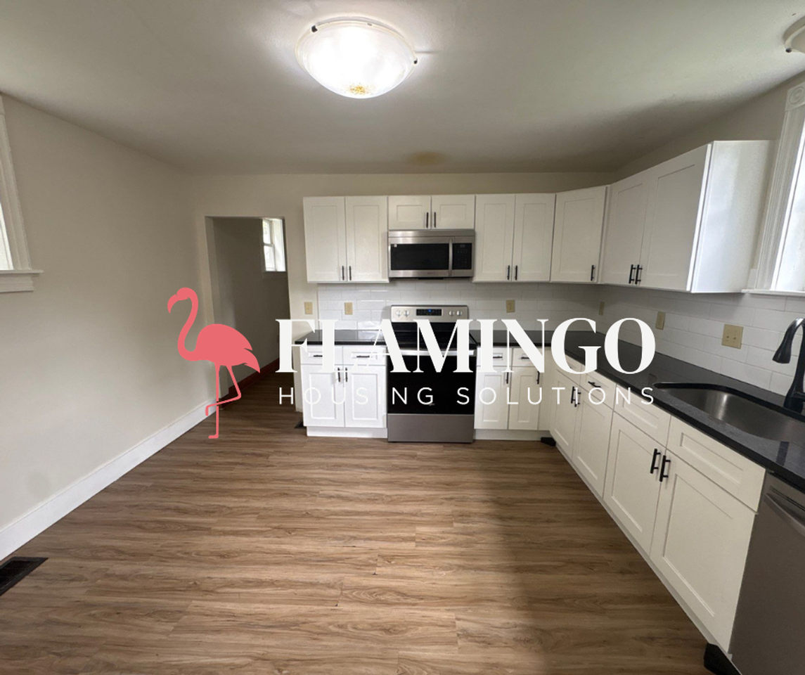 127 Mound St - Photo 2 of 21