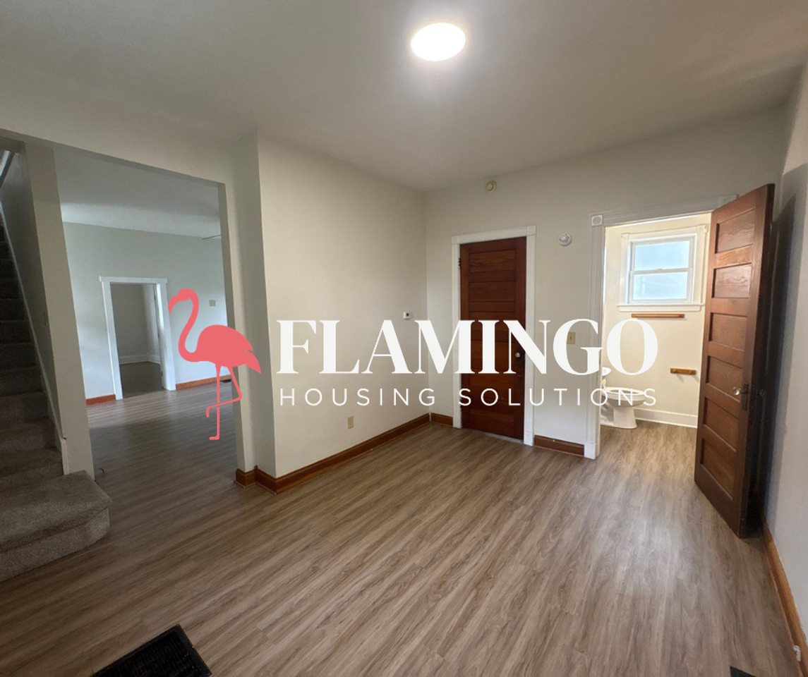 127 Mound St - Photo 5 of 21