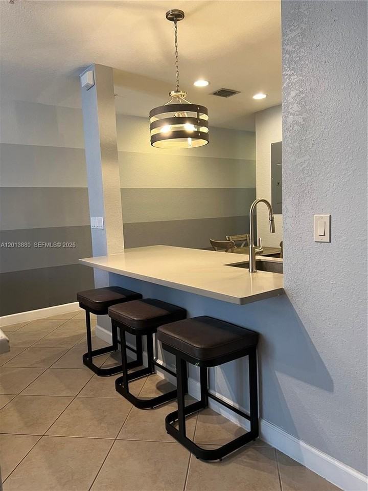 808 Sw 147th Ave #3608 - Photo 5 of 19