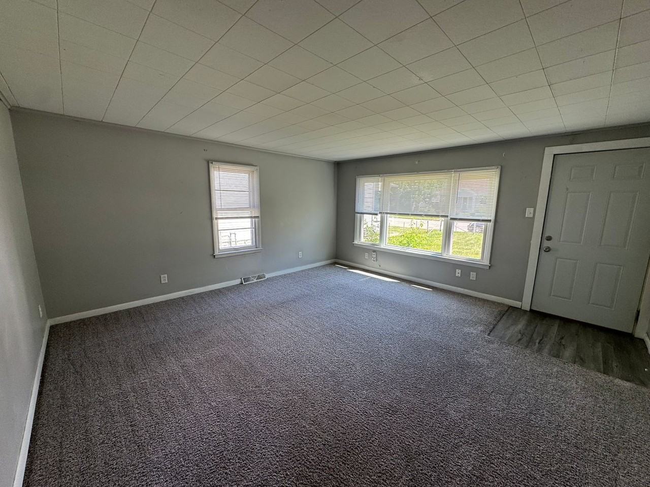427 17th Ave - Photo 2 of 8
