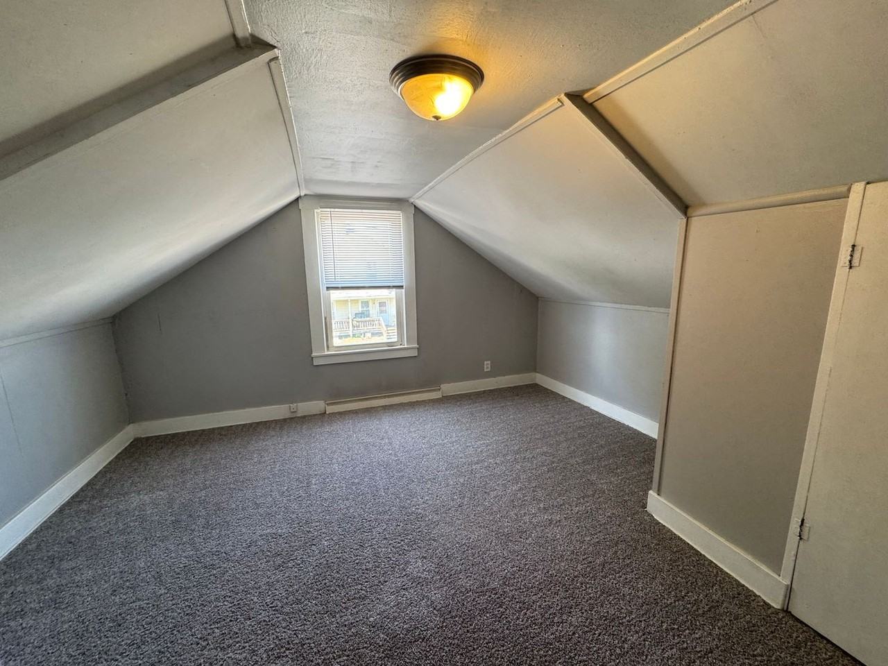 427 17th Ave - Photo 6 of 8