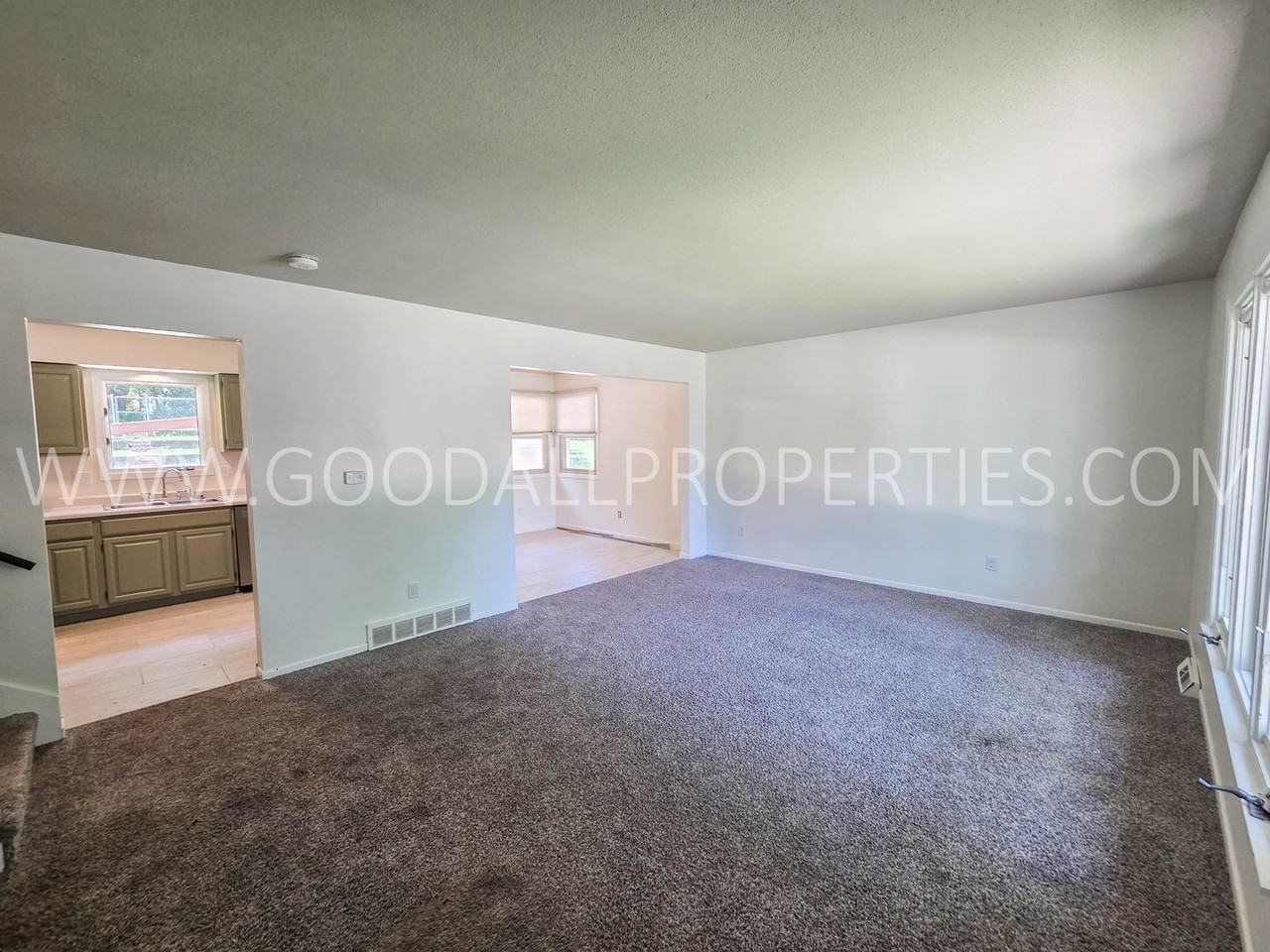 2908 78th St - Photo 5 of 22