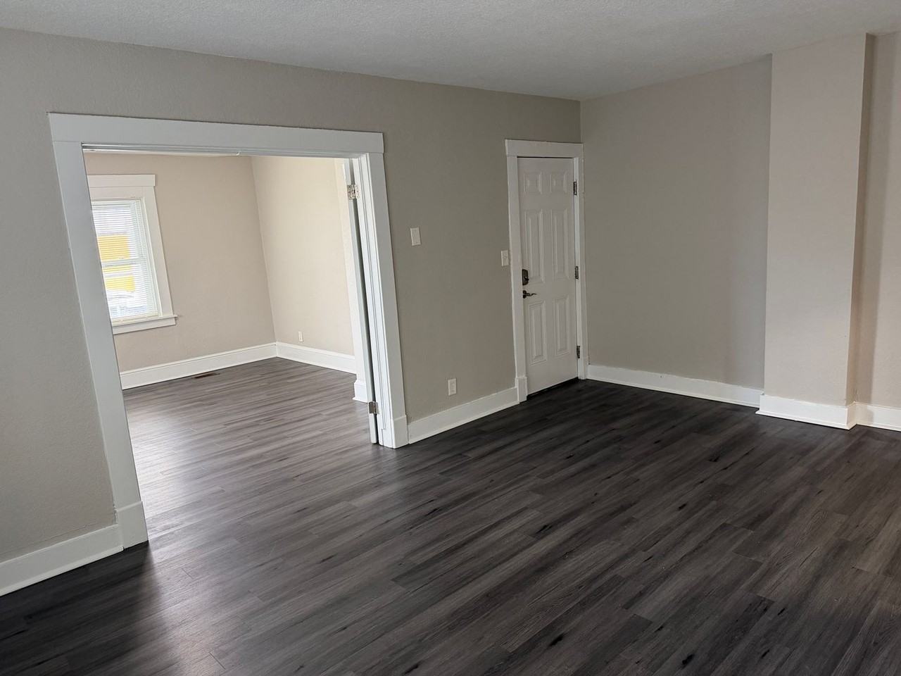 151 A View Ave - Photo 3 of 11