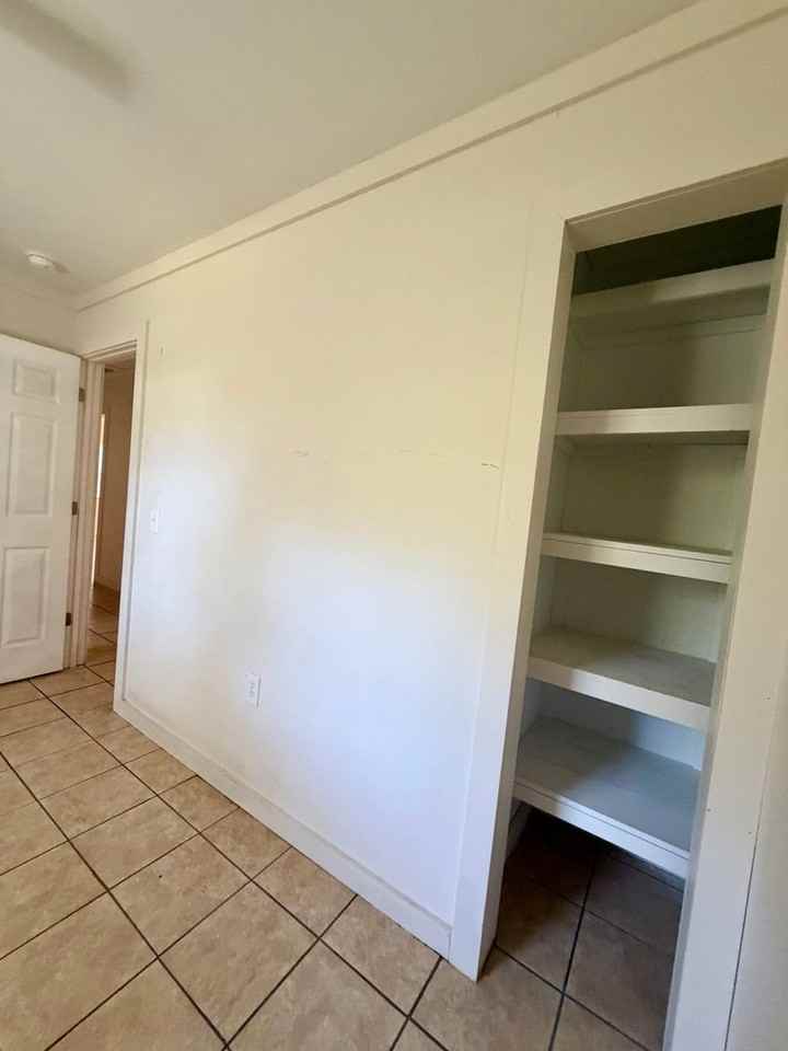 508 Green St - Photo 4 of 28