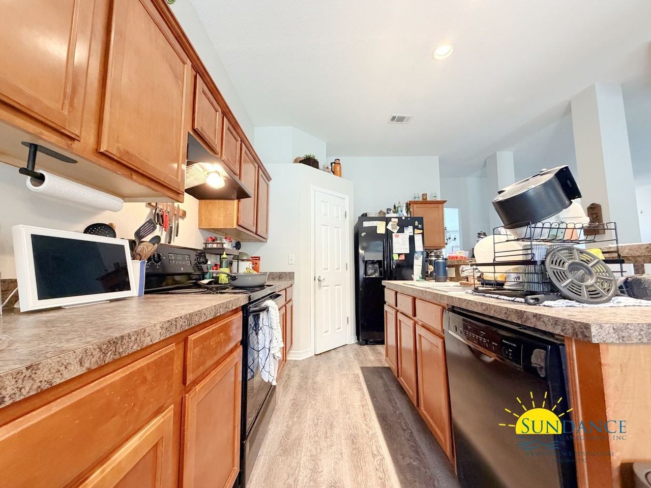 8216 Cosica Blvd - Photo 5 of 19