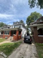 featured image of 1611 W Barker Ave