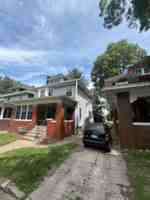 featured image of 1611 W Barker Ave