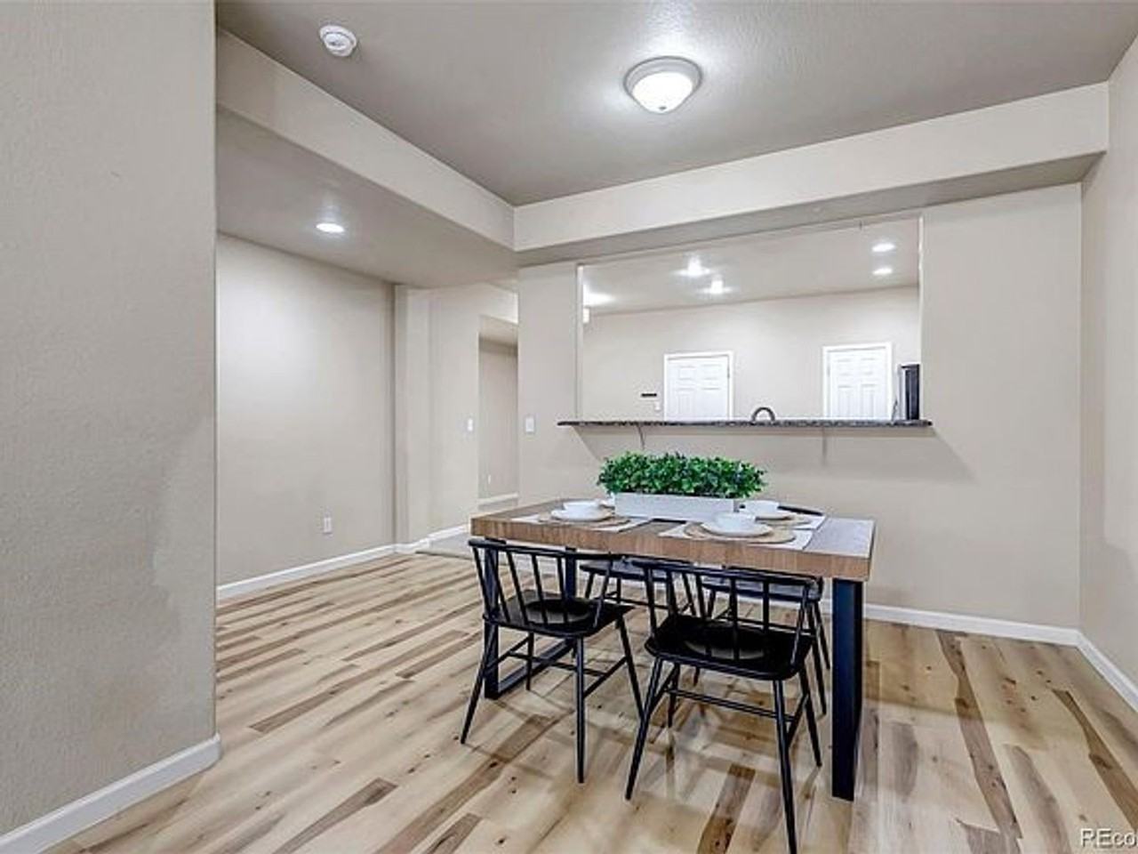 4519 S Atchison Way - Photo 5 of 25