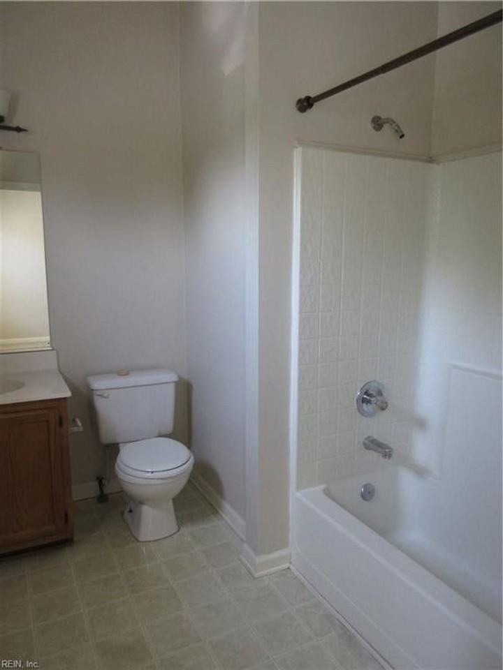 110 Foundry Ct - Photo 2 of 22
