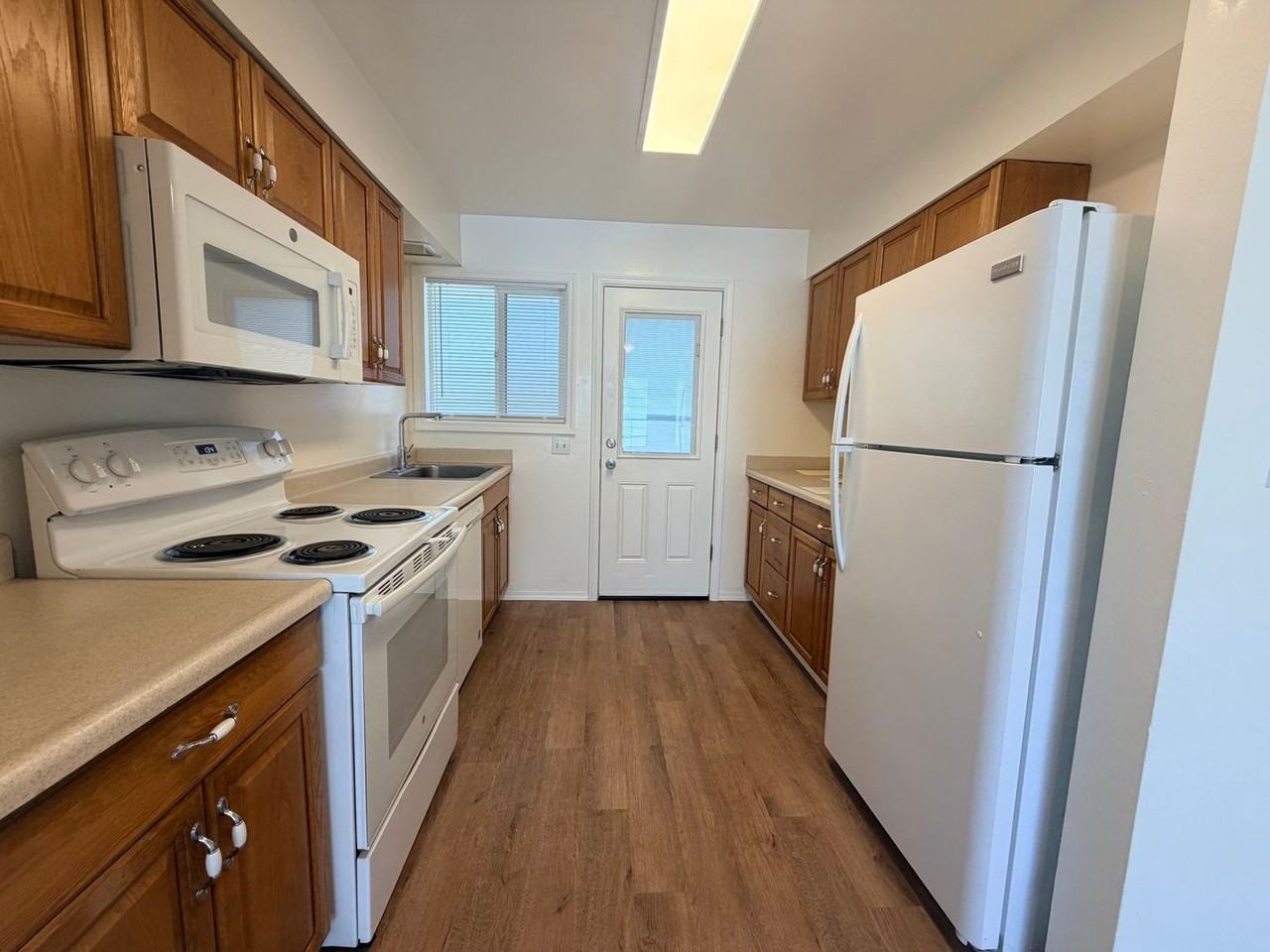 525 Ne 113th Ave - Photo 6 of 16