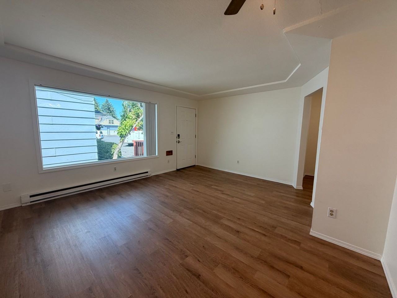 525 Ne 113th Ave - Photo 7 of 16
