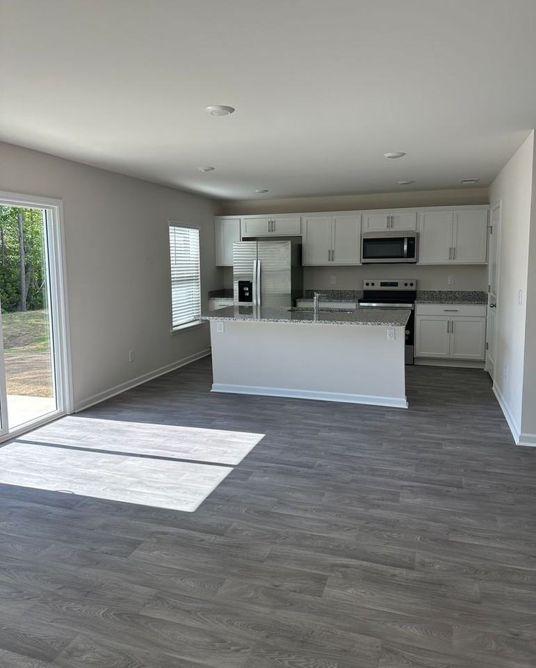 361 Wellspring Dr - Photo 3 of 8