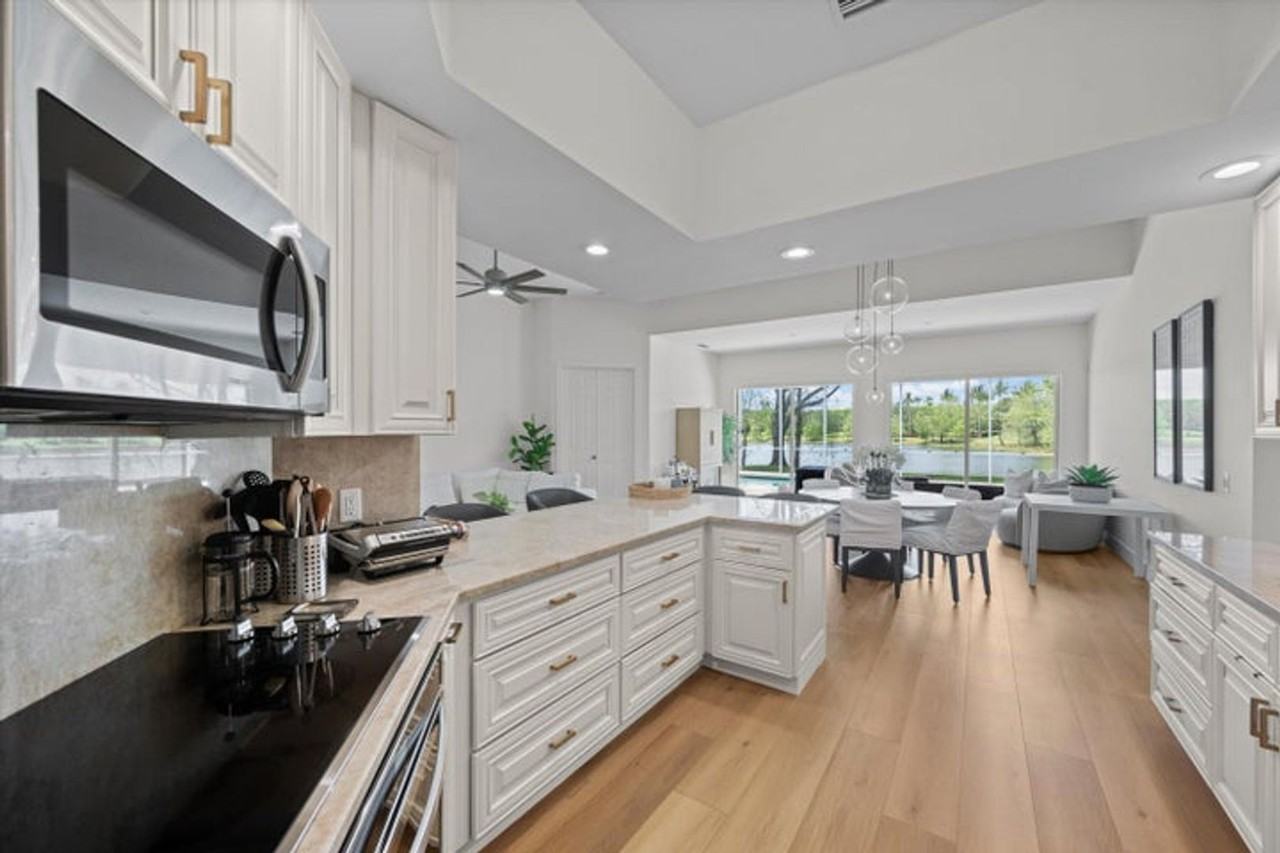 2057 Futana Way - Photo 2 of 21