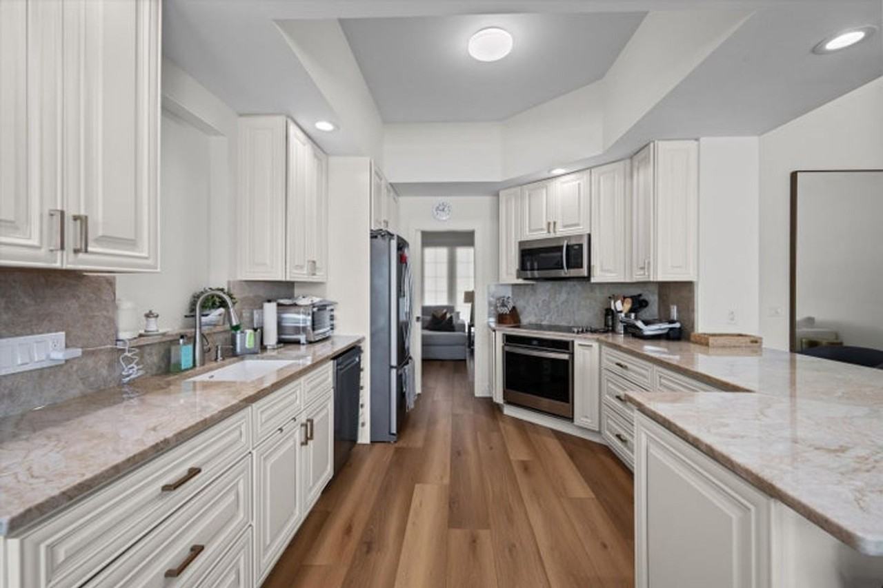 2057 Futana Way - Photo 3 of 21