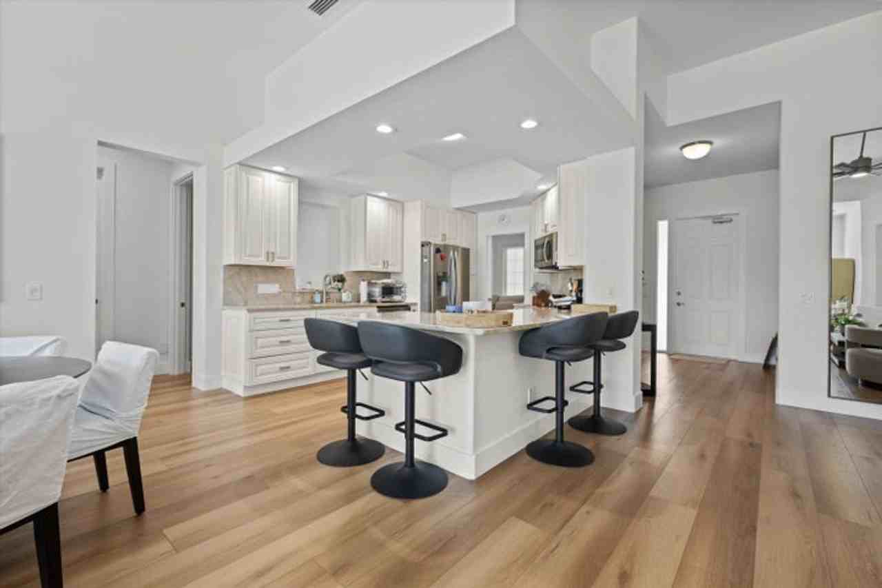2057 Futana Way - Photo 5 of 21