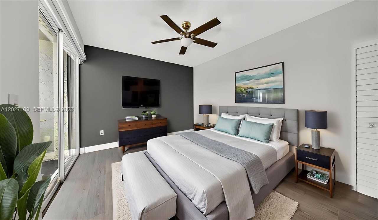 9179 Fontainebleau Blvd #9 - Photo 3 of 50