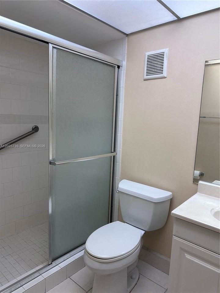 8760 Sw 133rd Avenue Rd #301 - Photo 5 of 11
