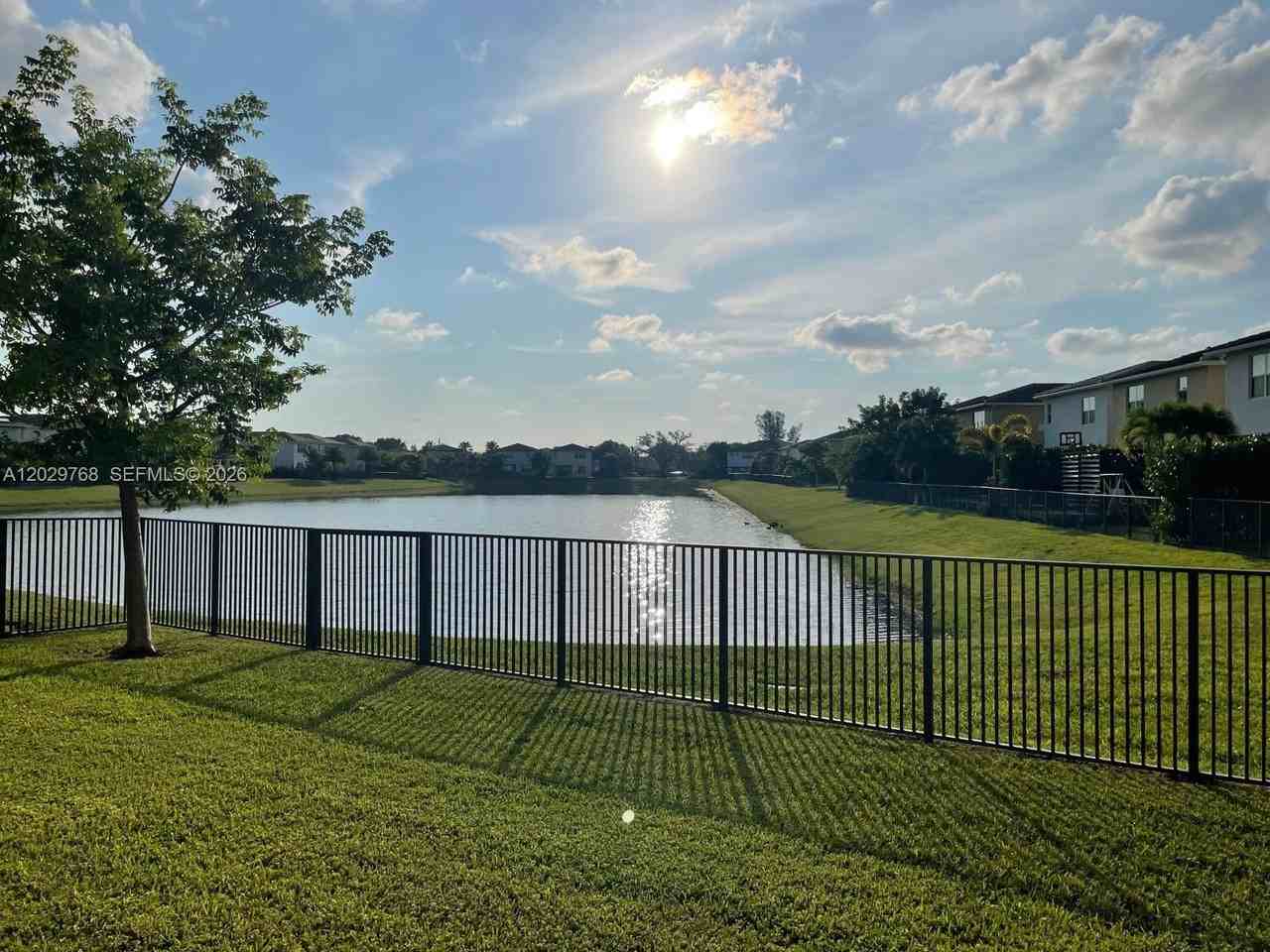 3990 Pelicano Way - Photo 2 of 35