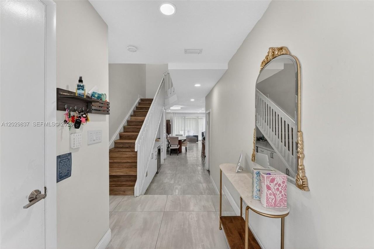 21388 Marina Cove Cir #16G - Photo 4 of 32