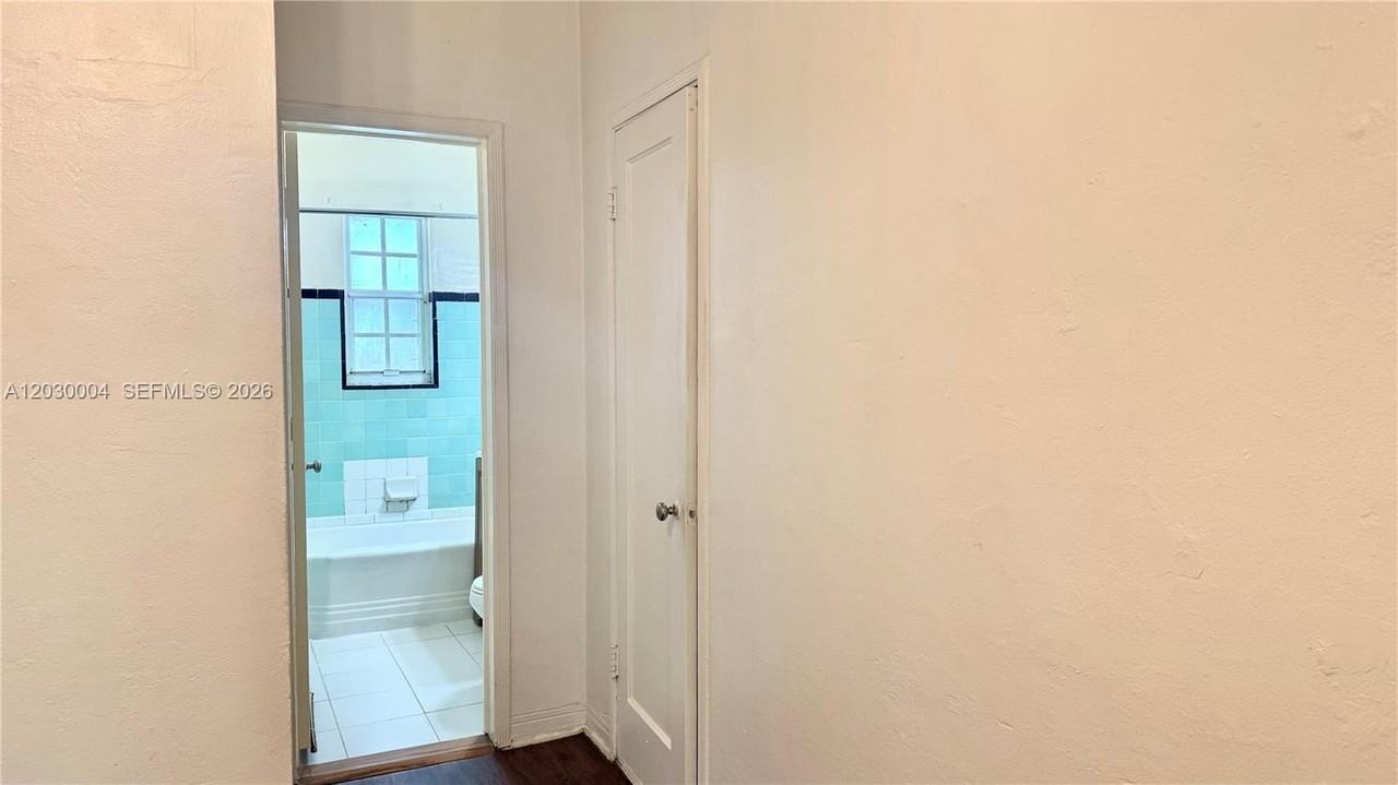 4410 Ne 2nd Ave #4414 - Photo 7 of 20