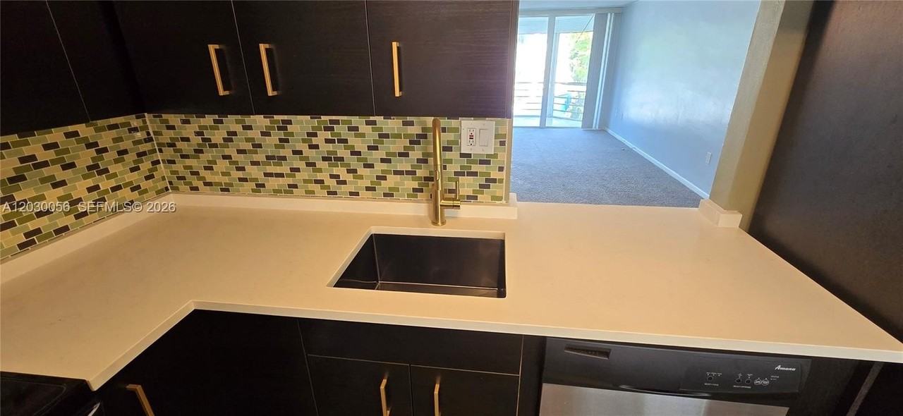 1201 Ne 191st St #G306 - Photo 3 of 20