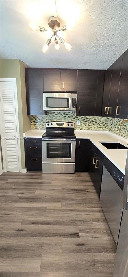 1201 Ne 191st St #G306 - Photo 4 of 20