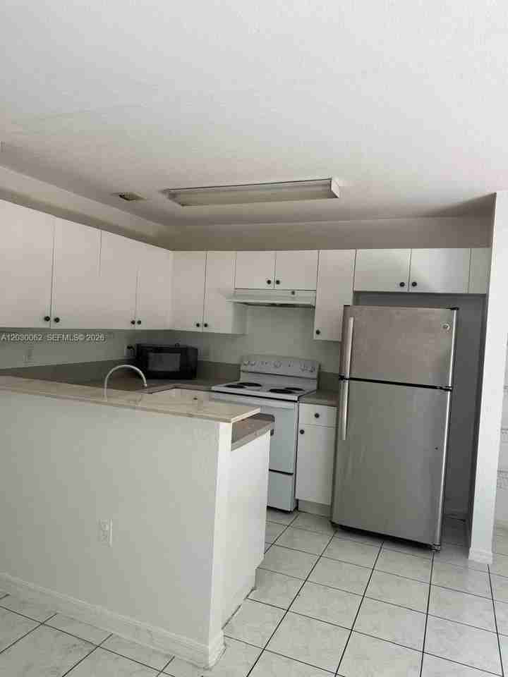 136 Hidden Court Rd #22D - Photo 2 of 9