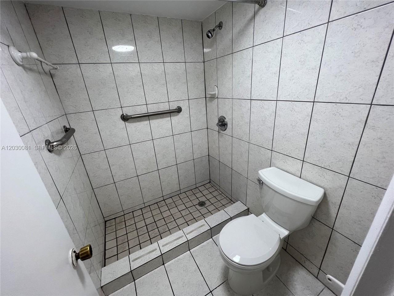 17890 W Dixie Hwy 502 Hwy #502 - Photo 7 of 20