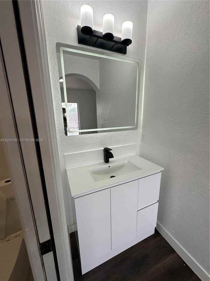 13757 Sw 170th Ter #13757 - Photo 7 of 12