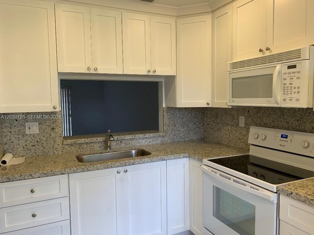 11206 Sw 125th Pl #11206 - Photo 2 of 7