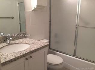 11206 Sw 125th Pl #11206 - Photo 4 of 7
