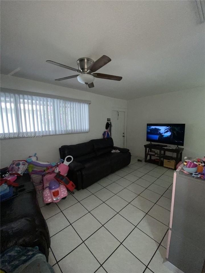 7361 Nw 35th St #1-4 - Photo 3 of 6