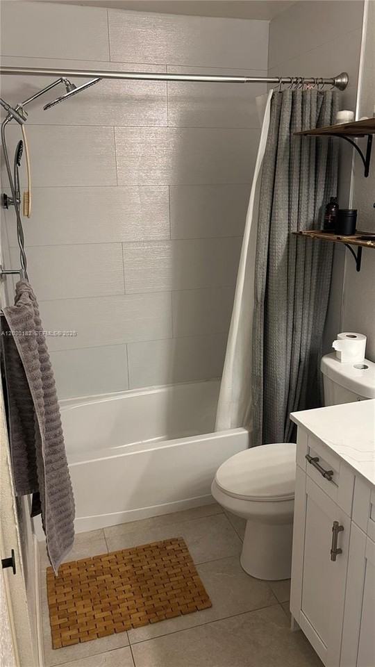 3330 Pinewalk Dr N #1623 - Photo 2 of 8