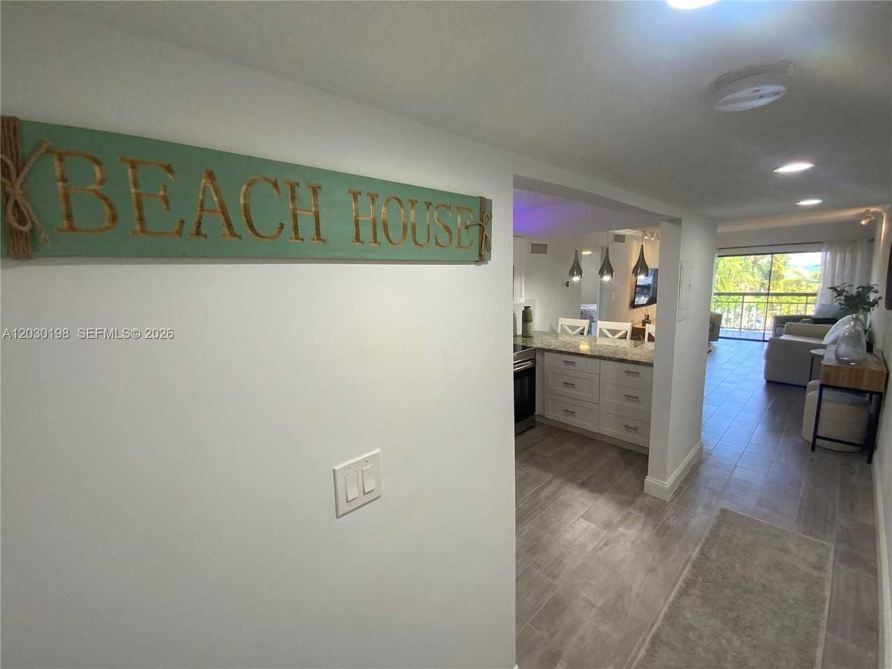 6444 Collins Ave #A6