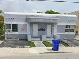 1821 Sw 7th St #7 - Photo 1 of 1