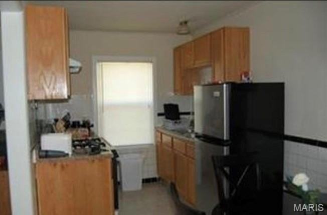 10124 Saint Martha Ln - Photo 3 of 5