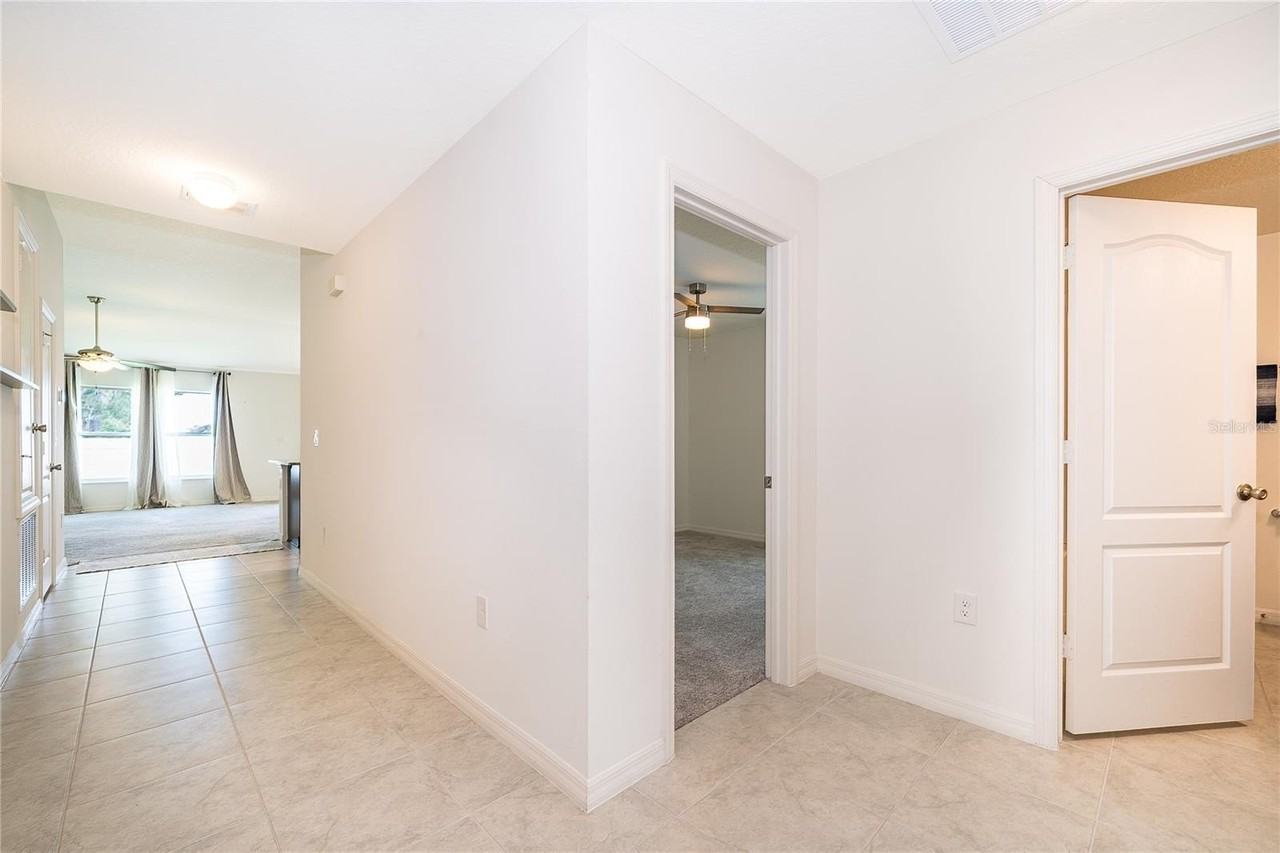 2405 Bulrush Dr - Photo 5 of 17